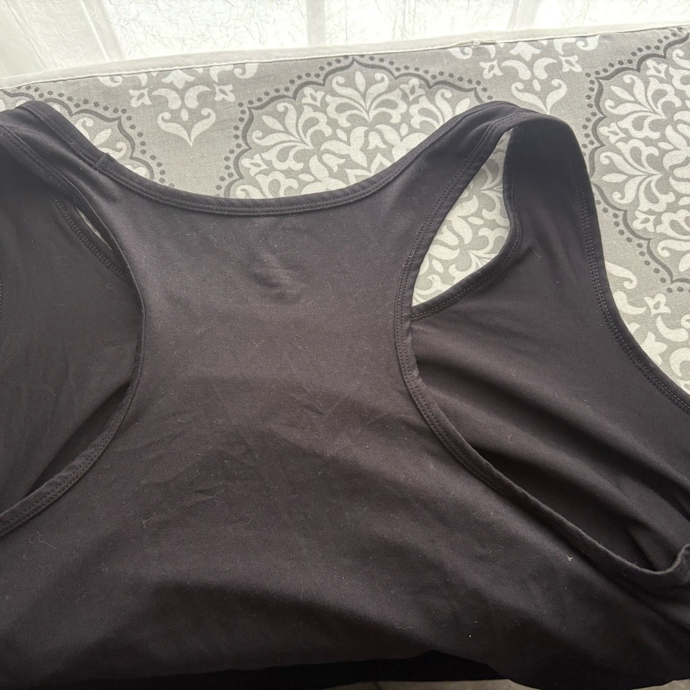 Old Navy Active Black Tank Top - Picture 4 of 7